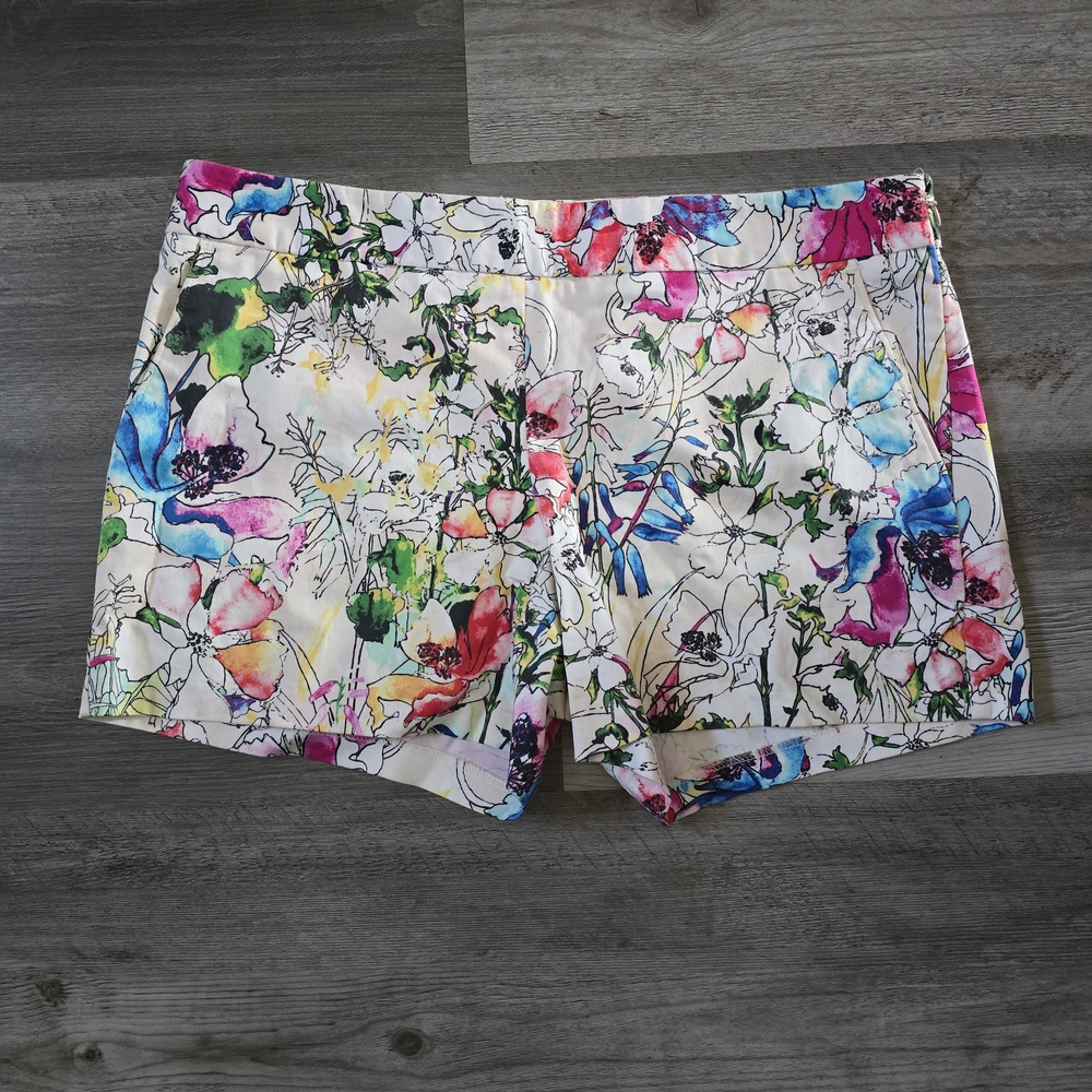 Express Multicolor Floral Women's Shorts